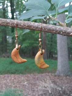 Simple polymer clay earrings for any occasion.  I have several of each pair with slight variations.  Available in either gold or silver Simple Polymer Clay Earrings, Crescent Moon Earrings, Moon Earrings, Crescent Moon, Polymer Clay Earrings, Clay Earrings, Crescent, Jewelry Earrings Dangle, Etsy Earrings