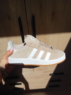 beige Christmas Shoes, Adidas Campus, Beige Shoes, Adidas Shoes, Me Too Shoes, Casual Looks, Black Women, Outfit Ideas, Summer Outfits