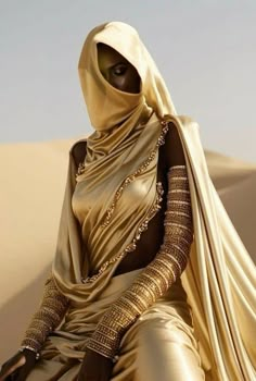 Dune 2 Outfits, Futuristic Desert Fashion, Goddesscore Outfits, Desert Outfit Aesthetic, Dune Aesthetic Outfit, Dune Clothing, Desert Aesthetic Fashion, Dune Outfit, Dune Fashion