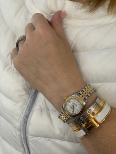 Hermes Click Clack Bracelet, Luxury Wishlist, Rolex Watches For Sale, Apple Watch Fashion, Rolex Watches Women, Hermes Bracelet, Ring Cuts, Fashion Vibes, Disney Princess Wallpaper