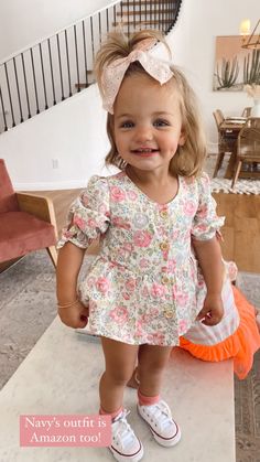 Preppy Toddler Girl Outfits, Toddler Girl Summer Outfits, Preppy Baby Girl Outfits, Toddler Outfit Inspo Girl, Baby Girl Style Summer, Preppy Toddler Girl, Aesthetic Toddler Outfits, Toddler Girl Disneyland Outfit, Preppy Baby Girl