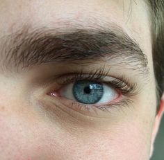 http://weheartit.com/entry/258673857 Color Eyebrows, Pink Alternative Fashion, Eyes Male, Blue Eyes Aesthetic, Light Blue Eyes, Golden Blonde Hair, Realistic Eye, Body Photography, Beautiful Blue Eyes