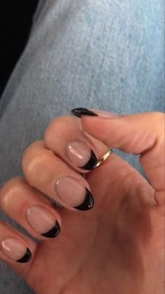 French Tip Base Color Chart, Grunge Black Nails, Round Nails Acrylic, Hard Gel Nails Design, Paznokcie Hello Kitty, Kutek Disney, Unghie Sfumate, Jewelry Hacks, Hard Nails