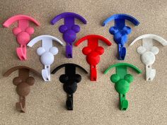 the mickey mouse head clips are all different colors