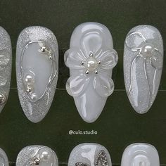 Silver Coquette Nails, Coquette Nails, Nails Arts, Minimalist Nails, 3d Nail Art, Floral Nails, Nail Extensions