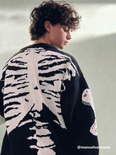 Streetwear Fashion Outfits, Skeleton Pattern, Underground Clothing, Aesthetic Types, Trendy Sweater, Streetwear Sweater, Aelfric Eden, Korean Streetwear, Comfortable Sweater