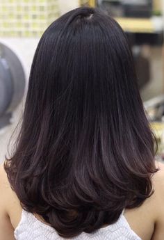 Blond Rose, Haircuts For Medium Hair, Haircuts Straight Hair, Ageless Beauty, Haircuts For Long Hair, Short Hair Styles Easy, Quick Hairstyles, Medium Hair Cuts, Dark Brown Hair