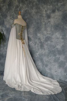 Medieval Wedding Dress,Elvish Gown,Renaissance Dress,Corseted Wedding Gown,Robe Medievale,Hand Fasting Dress,Pre Raphaelite Gown,Beth White Medieval Corset Dress, Luxury Romantic Medieval Dress For Fancy Dress, Luxury Elven Medieval Dress, Traditional Irish Wedding Clothing, Viking Themed Wedding Wedding Dress, Luxury Romantic Floor-length Medieval Dress, Medieval Dress White Gold, Luxury Medieval Dress For Weddings And Festivals, Luxury Medieval Wedding Dress For Medieval Festivals