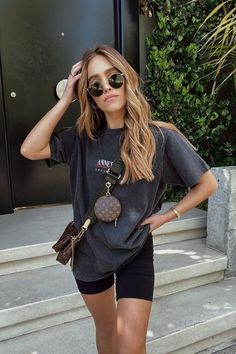 Graphic Tee Outfits, Outfit Chic, Tee Outfit, 가을 패션, Looks Style, Looks Vintage