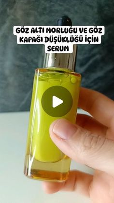 Gökçe Karadavut on Instagram: "GÖZ ALTI MORLUĞU GÖZ KAPAĞI DÜŞÜKLÜĞÜ YÜZ SARKMASI İÇİN SERUM TARİFİ🧖🏼‍♀️

2 ADET SALATALIK KABUĞU
1 YEMEK KAŞIĞI ALOEVERA
YARİM ÇAY BARDAĞI ZEYTİN YAĞ

📌MASKEYİ UYGULAMADAN ÖNCE MUTLAKA BİLEĞİNİZDE DENEMESİNİ YAPIN
📌HAFTADA 2-3 KERE UYGULAYABİLİRSİNİZ
📌15-20 DAKİKA BEKLETTİKTEN SONRA YÜZÜMÜZÜ YIKIYORUZ
📌BUZDOLABINDA 7 GÜN MUHAFAZA EDEBİLİRSİNİZ

#cilt #ciltbakımı #ciltbakımıvegüzellik #collagen #serum #maske #güzellik #güzelliksırları #bakım #keşfet #keşfetteyim #keşfetteyiz #fyp #fypシ #gkc_karadavut" Collagen Serum, Aloe Vera, Serum, Beauty