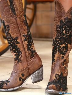 OrcaJump - Femme Bottes de Cowboy en Cuir Synthétique Brodées, Mi-Mollet, Toque Point Fitted Lace-up Wedding Boots, Fitted Snip Toe Wedding Boots, Cowboys Boots, Embroidery Boots, African Shoes, Bota Country, Mid Heel Boots, Embroidered Boots, Hot Boots