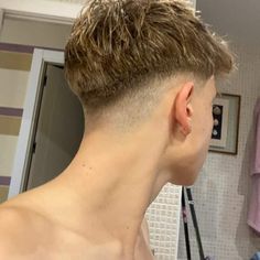 Low Fade Long Hair, Mid Fade Haircut, Haircut Selfie, Photo Hijab, Drop Fade Haircut, Low Fade Haircut