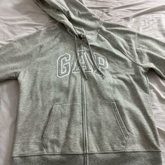 Worn Once Before, Brand New Gap Zip Up Hoodie, Light Grey Hoodie, Gap Hoodie, Gap Men, Y2k Hoodie, Gap Women, Zip Up Hoodie, Grey Hoodie, Hoodie Jacket