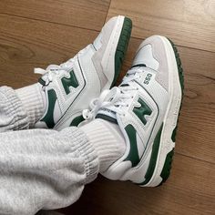 New Balance 550 White Green, Green New Balance, New Balance 550 White, Nb Shoes, Trendy Shoes Sneakers, Shoe Wishlist, Adidas Spezial, Balance Sneakers, Fresh Shoes