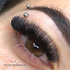 Messy Lash Extensions, Thick Lash Extensions, Eye Lash Style, Eyelash Extensions Classic, Lash Extentions, Lashes Fake Eyelashes, Cat Eye Lash