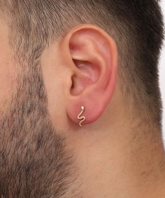 "925 sterling silver, they are tarnish free and waterproof, safe for sensitive skin. Perfect for everyday wear. Size: L : 0,20\" | W : 0,59\" Please add your contact number for smooth delivery of your cargo." Best Earrings For Men, Snake Man, Mens Earrings Studs, Earring Minimalist, Cool Ear Piercings, Silver Gift Wrap, Stud Earrings For Men, Snake Earrings, Earring Gift