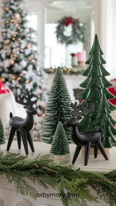 Looking for black and green Christmas decor ideas for your home interior? I've got you! Are you thinking of switching up your Christmas decor this year? If you’re tired of the traditional red and white, black and green could be the fresh, modern look you’re after. Check out these 30+ Black And Green Christmas Decor Ideas. Green Christmas Decor Ideas, Black And Green Christmas Decor, Black And Green Christmas, Green Pillar Candles, Green Christmas Decor, Winter Porch Decor, Neutral Holiday Decor, Reindeer Figure