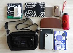 バッグの中身とサイズ感・入る物のブログ記事一覧【SPOON CLOSET】 Iphone Giveaway, My Bags, My Things, In The Bag