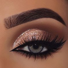 Machiaj Smokey Eyes, Prom Eyes, Maquillage Yeux Cut Crease, Evening Eye Makeup, Halloweenský Makeup, Make Up Designs, Wedding Eyes, Eye Makeup Images, Wedding Eye Makeup