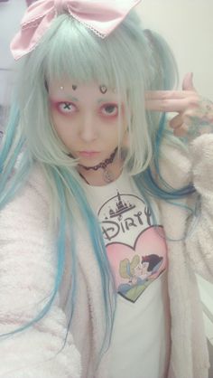 Halloweenský Makeup, Goth Shirt, Tokyo Street Fashion, Pastel Goth Fashion, Pastel Grunge, Hair Color Pastel, Pastel Decor, Pastel Fashion, Goth Aesthetic