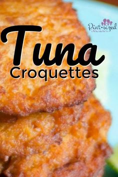 Crispy, brown tuna croquettes are easy to eat. Tuna Croquettes Recipe, Tuna Patty, Tuna Croquettes, Tuna Patties Easy, Easy Tuna Recipes, Tuna Patties Recipes, Tuna Dishes, Tuna Fish Recipes, Tuna Burgers