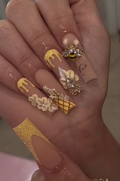 Jewel Placement On Nails, Nails Art Simple, Acrylic Nails Yellow, Nail Art For Short Nails, Art For Short Nails, Spring Sets