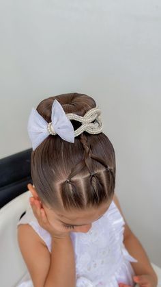 Penteados Boa Vista | RR | Penteado do dia com 🎀 @theprincess_rr 🎀 . . . . . . . #penteadoinfantil #mundorosa #maedemenina #boavistaroraima #lacosperfeitos | Instagram Ballerina Hairstyle, Ballerina Hairstyles, Gym Hairstyles