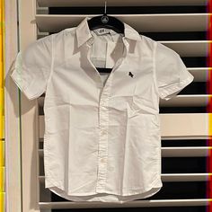 Cotton Collared Summer Shirt For School, Collared Shirt For School In Summer, Classic Summer School Tops, H&m Collared Shirt With Button Closure, Summer School Shirt With Buttons, H&m Cotton Tops With Button Closure, H&m Cotton Button-up Shirt, H&m Button-up Shirt For Summer, H&m White Cotton Shirt