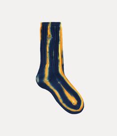 Our Ladies' socks in soft cotton feature an embroidered orb on the ankle, a motif created by Vivienne Westwood in the 1980s to symbolise taking tradition into the future. The design features our all-over striped artwork, which resembles our archival shirts. Striped Artwork, True Autumn, Ladies Socks, Unique Socks, Clueless Outfits, Fashion 2024, Into The Future, 90s Inspired, Pottery Ideas