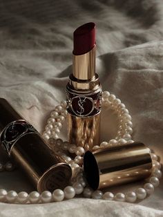 #yvessaintlauren #ysl #lipstick #gold #red Vintage Lipstick Aesthetic, Dark Red Lipstick Aesthetic, Dark Lipstick Aesthetic, Red Lip Aesthetic, Red And Gold Aesthetic, Ysl Vibes, Wine Makeup, Cherry Red Lipstick, Lipstick Aesthetic