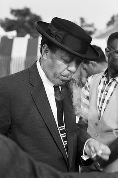 Lester Young at the Newport Jazz Festival, 1958 Jazz Pictures, Newport Jazz Festival, Thelonious Monk, Pork Pie Hat, Iconic Images