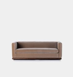 Harrison Sofa Modern Brands, Mesa Exterior, Amber Interiors, Tom Dixon, Magnolia Homes, Kathy Kuo Home, Four Hands, Modern Furniture Living Room, Art Deco Era