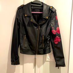 One Of The Most Beautiful Jackets I Have. Roses Line The Left Sleeve And Back Along With Studded Detail. Faux Leather With Poly Inside Size Is Extra Small. Ptp “Approx” -15 This Is Nwot. No Scratches Or Flaws Vampire Leather Jacket, Sadie Kane, Galaxy Stuff, Embroidered Leather Jacket, Jean Jacket Patches, Cool Character Design, Jacket Patches, Embroidered Leather, Character Design Ideas