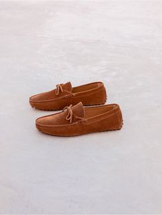 You can count on the style and the quality of our leather moccasins, made in Portugal Festival Season