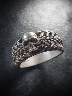 Elegantly crafted, the skull head is mounted on an open space ring with 2 ribcage running across decorating both sides of the ring. At a thickness of 10mm, this ring is able to be wear by itself or work with other as a layered ring. VARIATIONS 1) Antique Silver (Sterling Silver with Aging Finishing) 2) Antique Silver w Eyes (add 2 x Gemstones 🔥 Popular among buyers. 👍 Recommended by Altejewellers. We use authentic gemstones. The following can replace Ruby (Red) at no extra cost. Citrine (Yello Space Ring, Silver For Men, Dark Skull, Space Rings, Sterling Silver Skull Rings, Armor Ring, Silver Skull Ring, Skull Head, Skull Ring