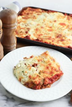 Blackstone Sheet Pan Lasagna in the Pizza Oven | Blackstone Betty Blackstone Betty, Sheet Pan Lasagna, Blackstone Pizza, Pan Lasagna, Pizza Oven Recipes, Oven Ready Lasagna, Traditional Lasagna, Garlic Bread Recipe, Gooey Cheese