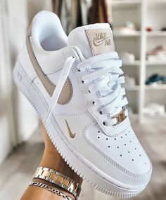 Nike Air Force One, Nike Fashion Shoes, Preppy Shoes, Air Force One