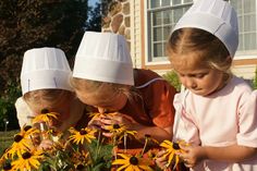 Amish Clothing, Sweet Picture