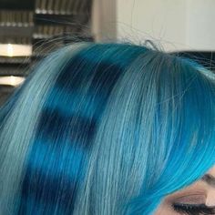 Short Aqua Hair, Blue Hair With Light Blue Highlights, Blue Hair With Blue Highlights, Dimensional Blue Hair, Blond And Blue Hair, Blue Green Hair Color, Blue And Brown Hair, Blue And Silver Hair, Teal And Purple Hair