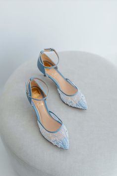 Absolutely stunning FLO 5 in blue leather with new embroidery! Handmade kitten heel wedding shoes with ankle strap and gorgeous floral embroidery.
Shop now Kitten Heel Wedding Shoes, Embroidery Wedding, New Embroidery, Blue Wedding Shoes, Leather Wedding, Bridal Sandals, Skating Outfits, Embroidery Shop, Wildflower Wedding