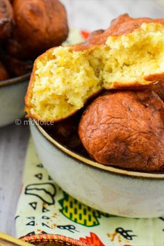 This delicious recipe is worth trying whether you are a plantain fan or not. Any dish including plantains is phenomenal, didn't you know?  They are so tasty and are an easy and quick alternative to plantain puff-puff or bofrot. Plantain fritters are such a great use of overripe and soft plantains. Plantain Fritters, Ripe Plantain, Fritters Recipe, Fritter Recipes, Beignets, Cornbread, Cooking Recipes, Yummy Food, Bread