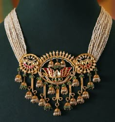 Latest Choker Necklace Designs, Kundan Gold Jewellery, Beads Jewelry Indian, Rajwadi Jewellery, Indian Wedding Jewelry Sets