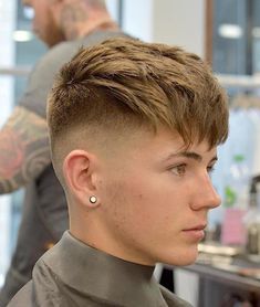 Fade Haircut Styles, Teen Boy Haircut, High Fade Haircut, Boy Haircuts Long, Pompadour Hairstyle, Haircut Inspiration, Mens Haircuts Fade, Corte De Cabelo Masculino