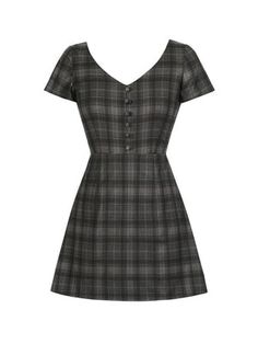 Keep it cool and casual in this Short Sleeve Plaid Gothic Mini Dress! Size Chart: Size Bust (cm) Waist (cm) Length (cm) Bust (in) Waist (in) Length (in) XS 78 58 75 30.71 22.83 29.53 S 82 62 77 32.28 24.41 30.31 M 86 66 79 33.86 25.98 31.10 L 90 70 81 35.43 27.56 31.89 Description: Waistline: EmpireSleeve Style: RegularSleeve Length(cm): ShortSilhouette: A-LinePattern Type: PlaidNeckline: V-NeckMaterial: Cotton/LanonDress Length: Above Knee, MiniDecoration: Button Gothic Mini Dress, Preppy Mode, Keep It Cool, Bodycon Dresses Casual, Swimwear Dress, Puff Sleeve Dresses, Mode Inspo, Active Wear Leggings, Plaid Dress