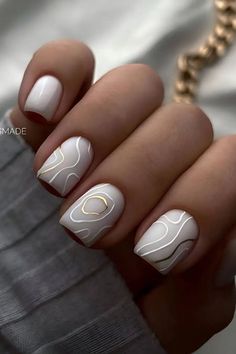 30 Simple But Chic Short Nails To Shine All Year Round Short Nail Art, Gel French Manicure, 2023 Nail, Tapered Square Nails, Milky Nails, Short Gel Nails, Classy Nail Designs, Square Nail Designs, Minimal Nails