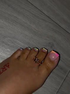 Toes Designs Pedicure, Nail Ideas Pedicure, Nails For Concert, Toes Acrylic, Toenails Ideas, Cute Toe Designs, Nail Designs Toenails, Acrylic Nails And Toes, Bratz Nails