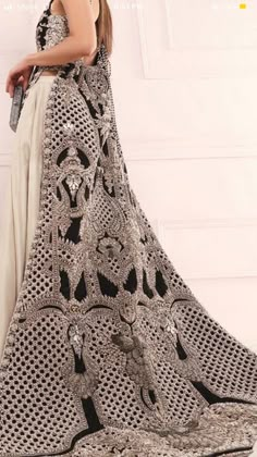 Black Bridal Lengha, Compose Reference, Desi Wedding Dresses, Heavy Dresses, Asian Wedding Dress, Bridal Applique, Gowns Dresses Elegant, Frock For Women