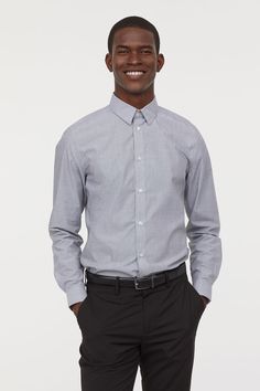 Slim Fit Easy-iron Shirt - Gray/chambray - Men | H&M US 1 Iron Shirt, Online Mens Clothing, Colored Pants, Shop Mens Clothing, Home Essentials, Men's Collection, Chambray, Online Fashion, Men's Clothing