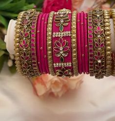 Bangles For Daily Wear, Bridal Silk Thread Bangles, Rangoli Sketch, Churi Design, Wedding Day Looks