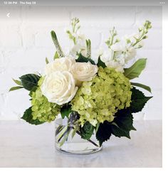 Small Flower Arrangements, White Flower Arrangements, Table Flower Arrangements, Green Hydrangea, Flower Arrangements Simple, Glass Cylinder